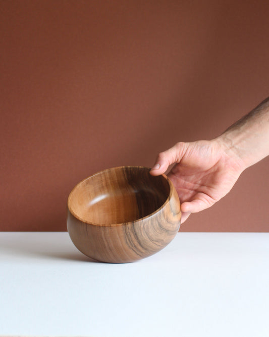 Bowl in noce Ø18cm